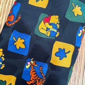 90s Tie Winnie the Pooh Fall Leaves